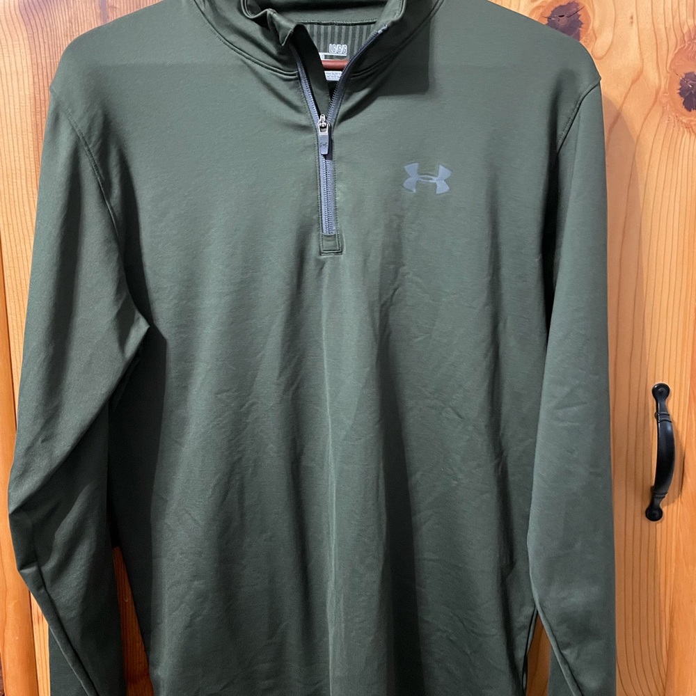 Under armor fitted cold gear long sleeve shirt